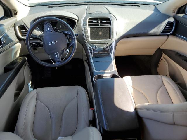 Photo 8 from auction – 2017 LINCOLN MKX RESERV with VIN 2LMPJ6LP6HBL35720