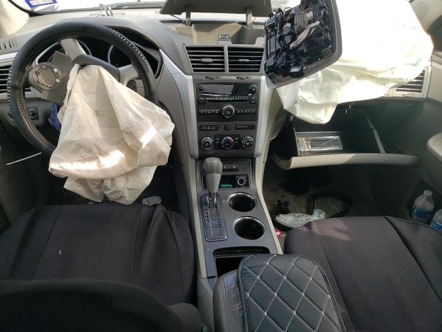 Photo 8 from auction – 2010 CHEVROLET TRAVERSE L with VIN 1GNLVFED6AS129676
