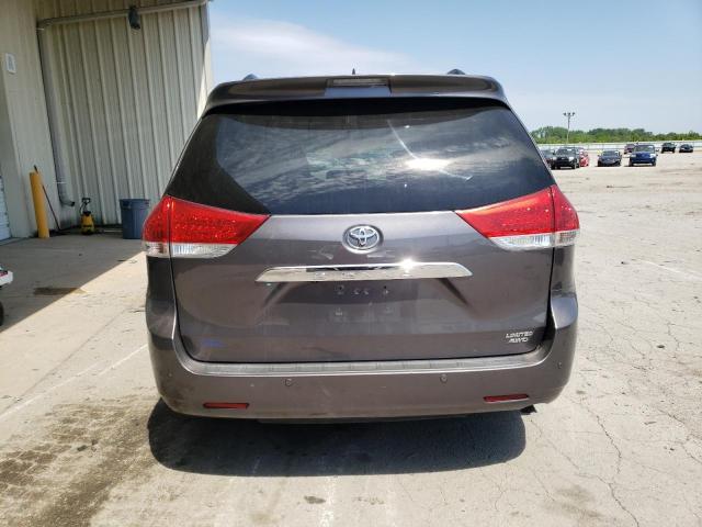 Photo 6 from auction – 2013 TOYOTA SIENNA XLE with VIN 5TDDK3DC9DS049783