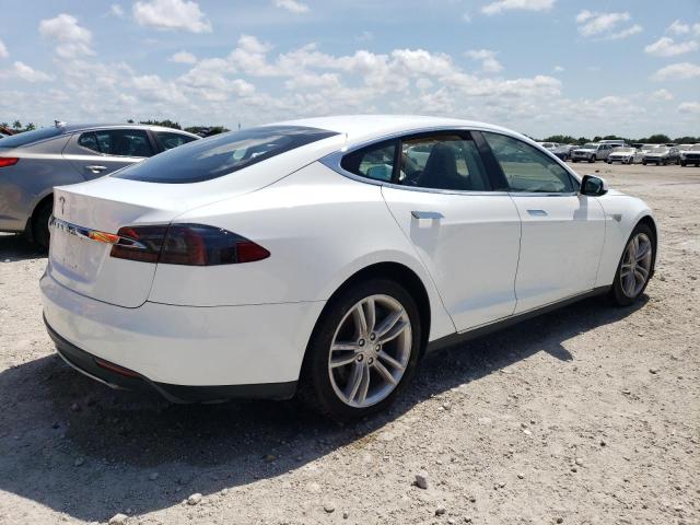 Photo 3 from auction – 2013 TESLA MODEL S with VIN 5YJSA1CG0DFP03822