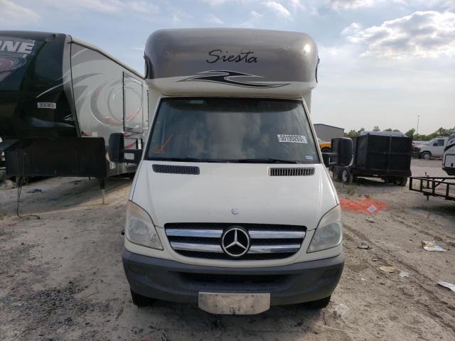 Foto 5 de la subasta – 2013 FOWI MOTORHOME con VIN WDAPF4CC7C9530981