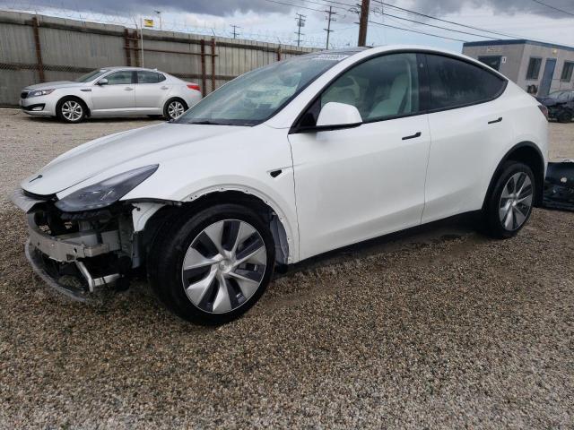 TESLA MODEL Y 2022 with VIN 7SAYGDEE8NF537527 - Photo from auction