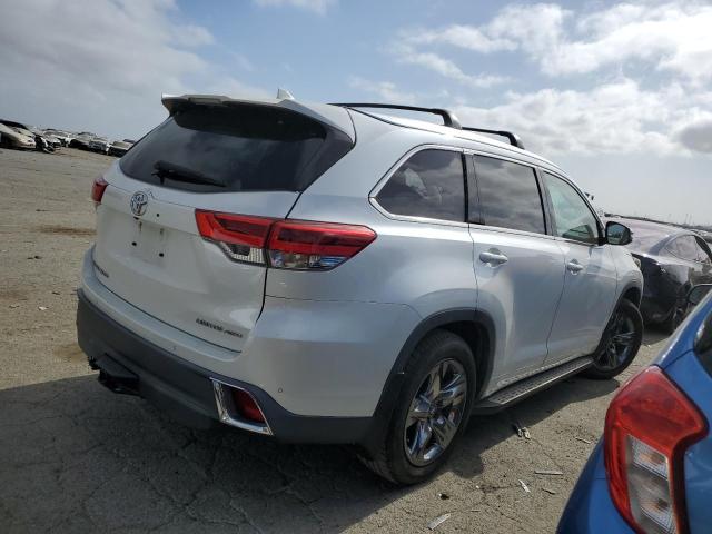 Photo 3 from auction – 2018 TOYOTA HIGHLANDER with VIN 5TDDZRFH6JS895565