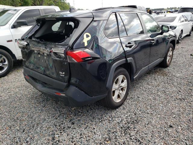 Photo 3 from auction – 2019 TOYOTA RAV4 XLE with VIN JTMP1RFV5KD508785