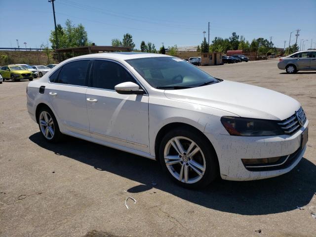 Photo 4 from auction – 2012 VOLKSWAGEN PASSAT SEL with VIN 1VWCN7A38CC010632