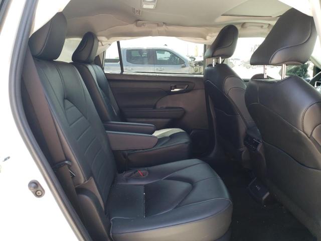 Photo 11 from auction – 2023 TOYOTA HIGHLANDER with VIN 5TDKDRAH6PS003627