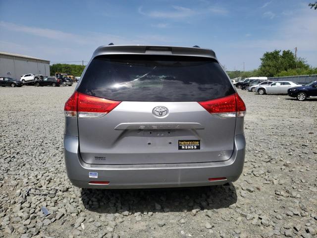 Photo 6 from auction – 2011 TOYOTA SIENNA LE with VIN 5TDJK3DC4BS005027