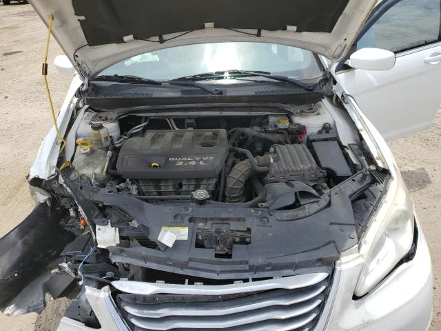 Photo 11 from auction – 2013 CHRYSLER 200 TOURIN with VIN 1C3CCBBB2DN513701