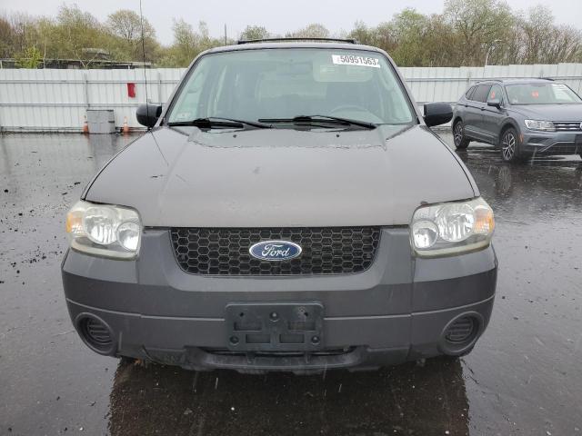 Photo 5 from auction – 2005 FORD ESCAPE XLS with VIN 1FMYU02Z56KB35101
