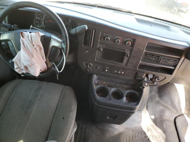 Photo 8 from auction – 2017 CHEVROLET EXPRESS G2 with VIN 1GCWGAFG0H1102064
