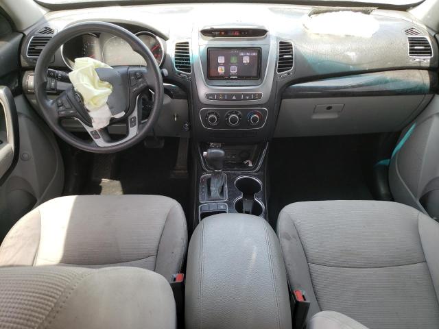 Photo 8 from auction – 2015 KIA SORENTO LX with VIN 5XYKTDA7XFG653568