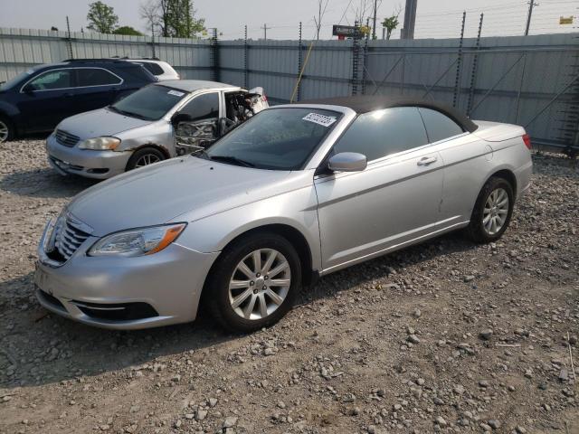 CHRYSLER 200 TOURIN 2012 مع رقم تعريف المركبة 1C3BCBEB8CN218530 - صورة من المزاد