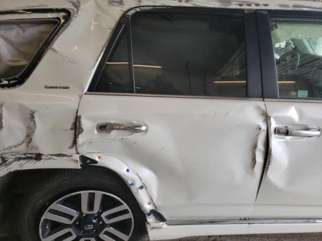 Photo 11 from auction – 2020 TOYOTA 4RUNNER SR with VIN JTEBU5JR2L5835768