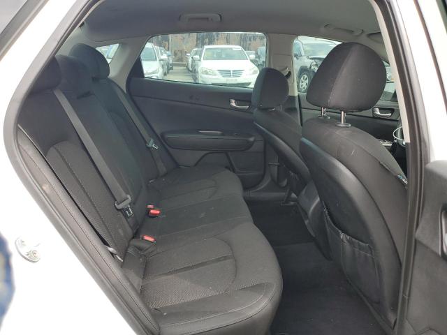 Photo 10 from auction – 2016 KIA OPTIMA LX with VIN 5XXGT4L32GG083359