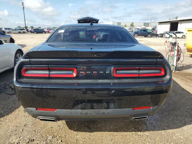 Photo 6 from auction – 2018 DODGE CHALLENGER with VIN 2C3CDZAG2JH333643