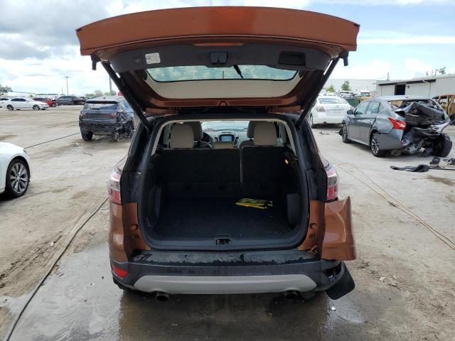 Foto 6 de la subasta – 2017 FORD ESCAPE TIT con VIN 1FMCU0J97HUC19360