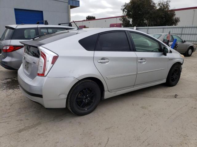 Photo 3 from auction – 2013 TOYOTA PRIUS with VIN JTDKN3DU2D5656914
