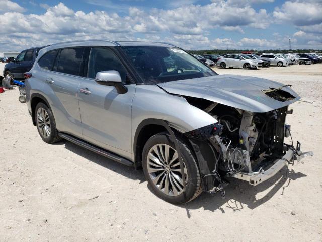 Photo 4 from auction – 2021 TOYOTA HIGHLANDER with VIN 5TDFZRAH4MS035619