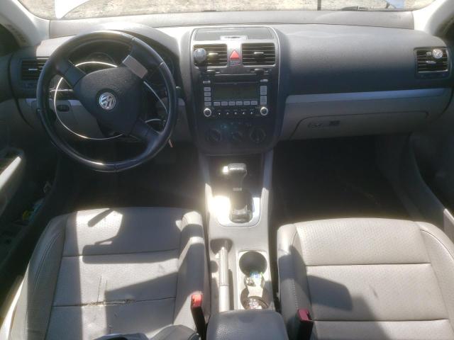 Photo 8 from auction – 2009 VOLKSWAGEN JETTA WOLF with VIN 3VWRA71K99M008652