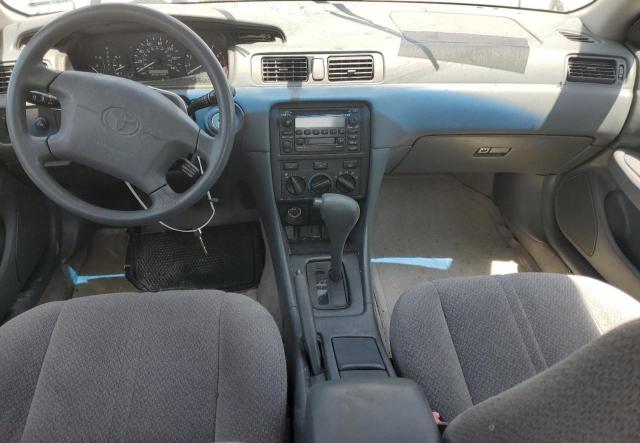 Photo 8 from auction – 2000 TOYOTA CAMRY CE with VIN 4T1BG22K0YU652535