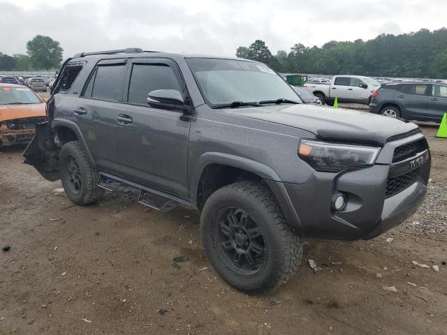 Photo 4 from auction – 2017 TOYOTA 4RUNNER SR with VIN JTEBU5JR4H5427568