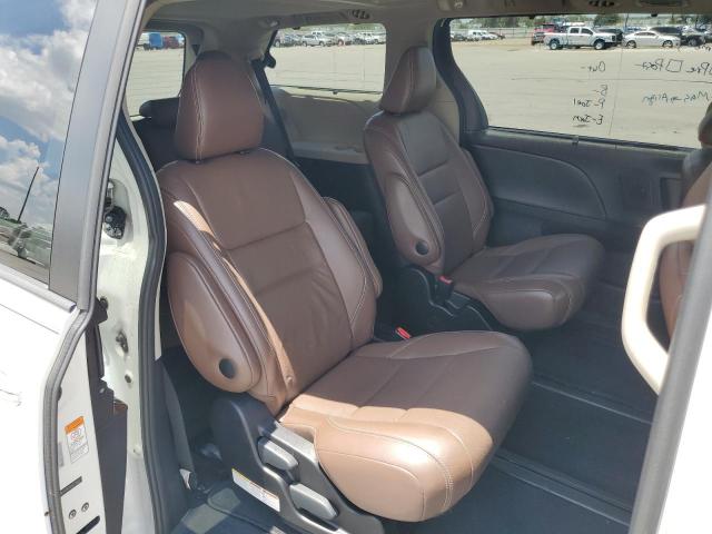 Photo 11 from auction – 2015 TOYOTA SIENNA XLE with VIN 5TDDK3DC6FS100577