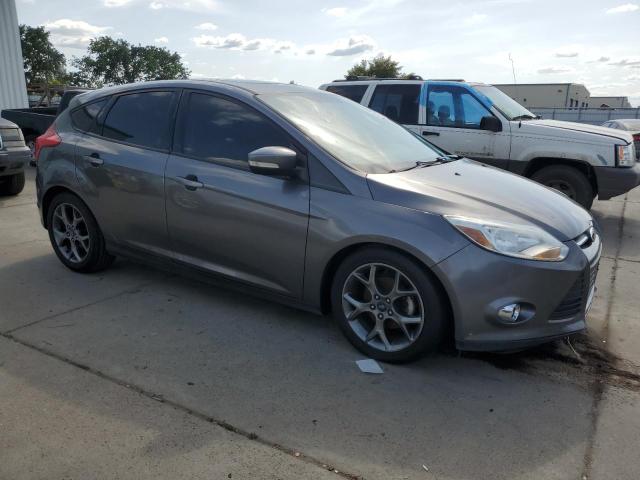 Zdjęcie 4 z aukcji – 2014 FORD FOCUS SE z VIN 1FADP3K28EL113137