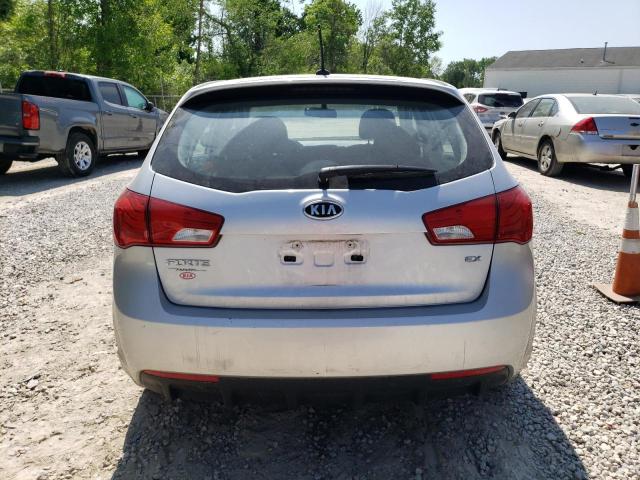 Foto 6 de la subasta – 2012 KIA FORTE EX con VIN KNAFU5A25C5568244