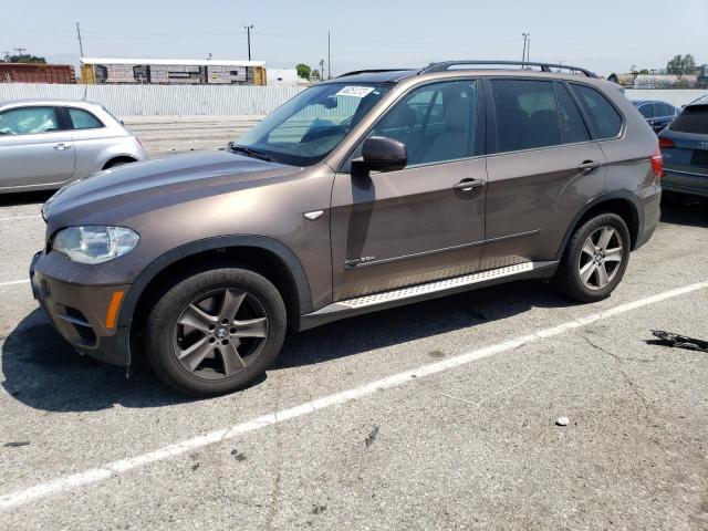BMW X5 XDRIVE3 2012 with VIN 5UXZW0C55C0B89358 - Photo from auction