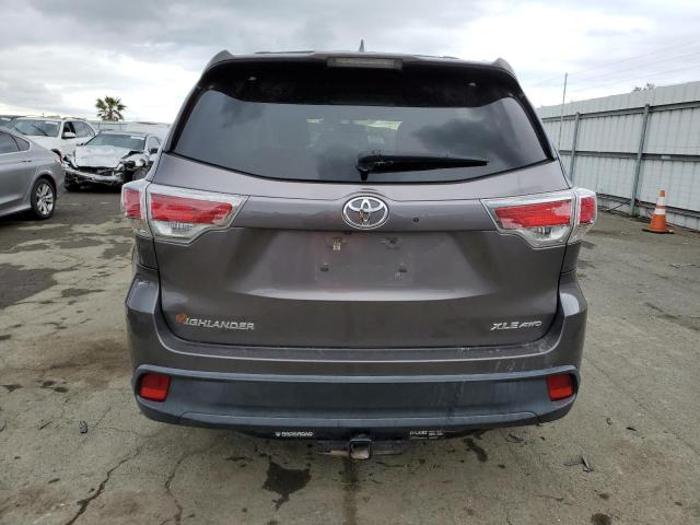 Photo 6 from auction – 2016 TOYOTA HIGHLANDER with VIN 5TDJKRFH3GS233703