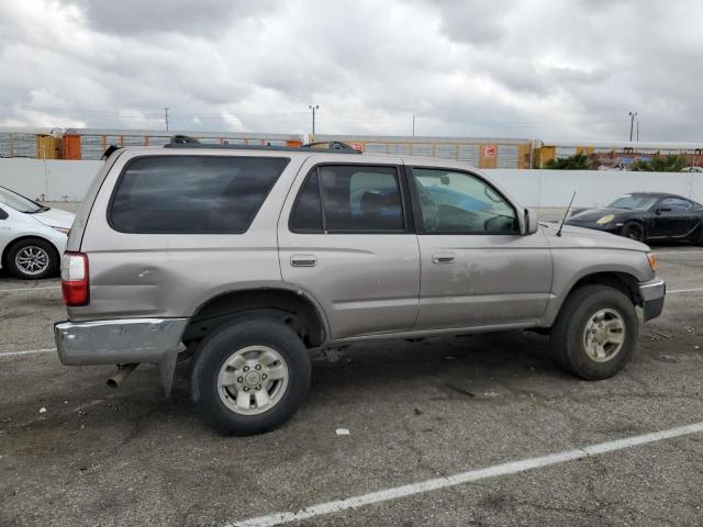 Photo 3 from auction – 2002 TOYOTA 4RUNNER SR with VIN JT3GN86R820247276