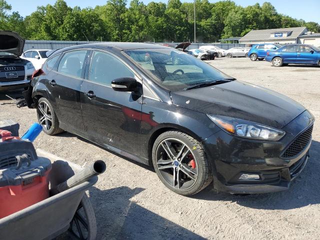 Photo 4 from auction – 2018 FORD FOCUS ST with VIN 1FADP3L95JL332823