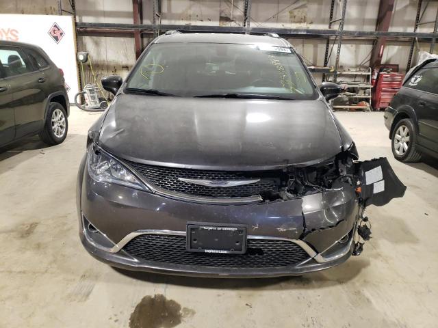 Photo 5 from auction – 2017 CHRYSLER PACIFICA T with VIN 2C4RC1BGXHR688752