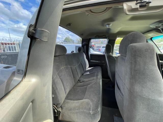 Photo 6 from auction – 2002 CHEVROLET SILVERADO with VIN 2GCEC19T121170987