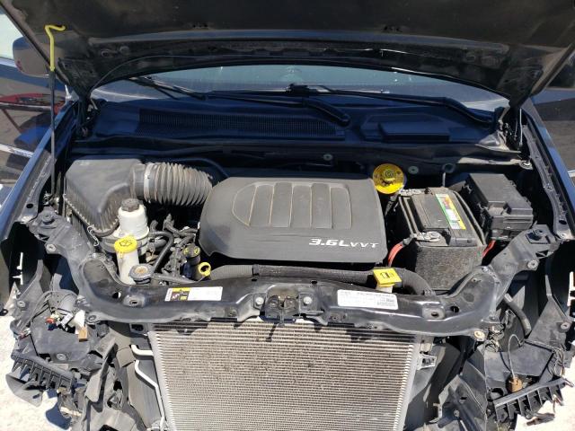 Photo 12 from auction – 2016 CHRYSLER TOWN & COU with VIN 2C4RC1BG1GR159835
