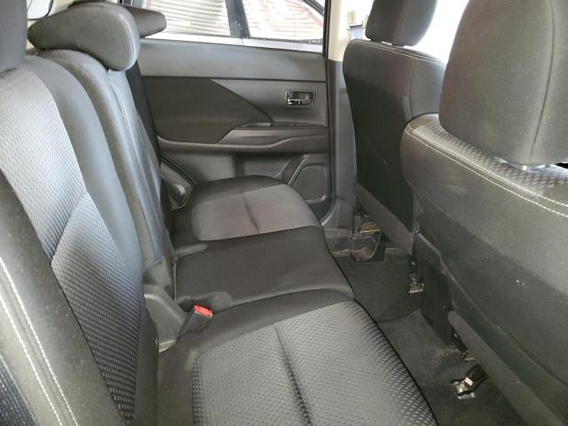 Photo 11 from auction – 2017 MITSUBISHI OUTLANDER with VIN JA4AZ3A34HZ032066