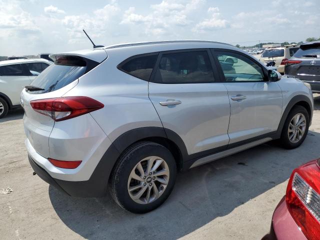 Photo 3 from auction – 2017 HYUNDAI TUCSON LIM with VIN KM8J33A48HU281933