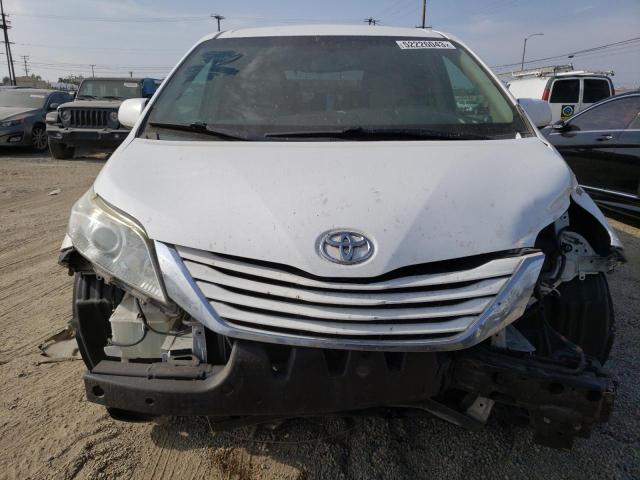 Photo 5 from auction – 2015 TOYOTA SIENNA LE with VIN 5TDKK3DC0FS553357