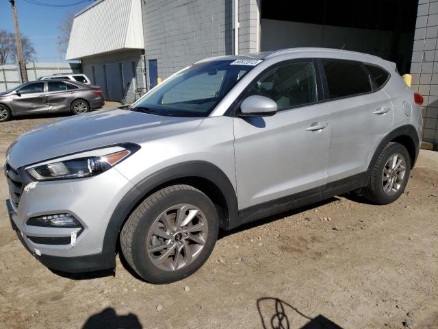 HYUNDAI TUCSON LIM 2016 with VIN KM8J33A45GU130658 - Photo from auction