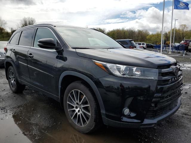 Photo 4 from auction – 2018 TOYOTA HIGHLANDER with VIN 5TDJZRFH4JS899603