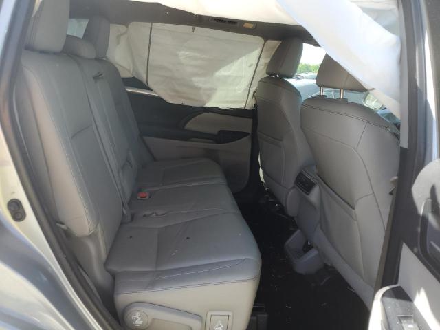 Photo 11 from auction – 2015 TOYOTA HIGHLANDER with VIN 5TDKKRFHXFS046218