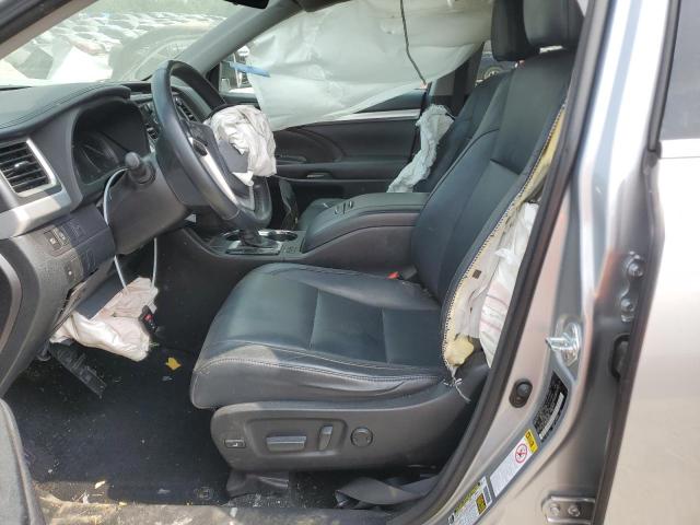 Photo 7 from auction – 2017 TOYOTA HIGHLANDER with VIN 5TDJZRFH9HS509685