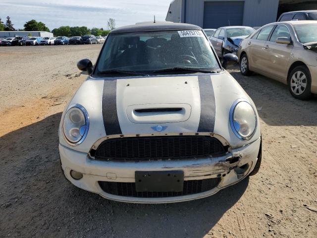 Photo 5 from auction – 2010 MINI COOPER S with VIN WMWMF7C57ATX44076