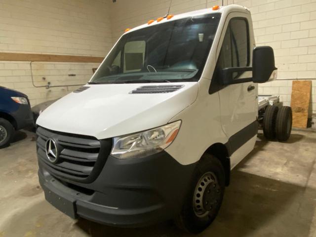 Photo 2 from auction – 2019 MERCEDES-BENZ SPRINTER 3 with VIN WDAPF3CD5KN022405