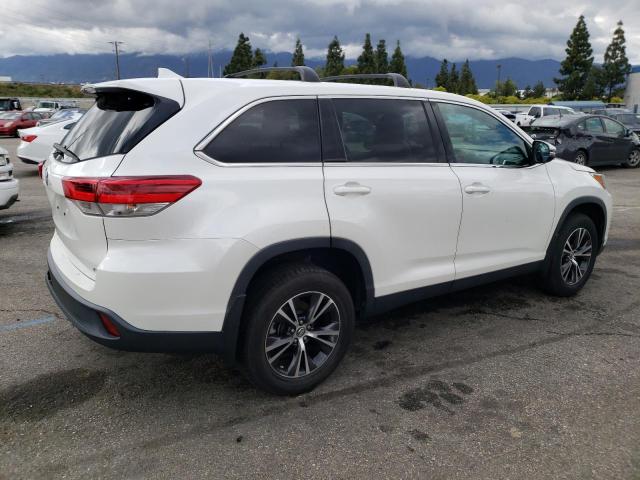 Photo 3 from auction – 2019 TOYOTA HIGHLANDER with VIN 5TDZZRFH3KS293035