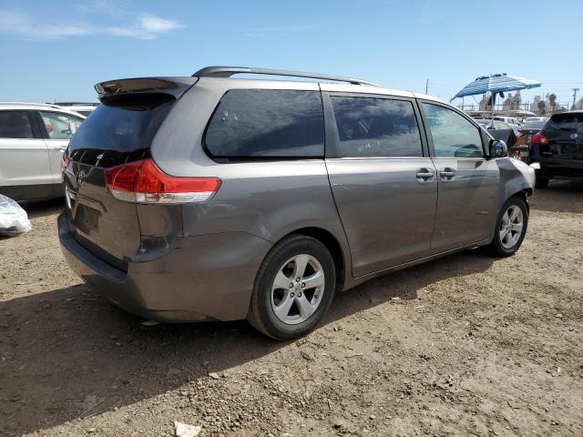 Photo 3 from auction – 2013 TOYOTA SIENNA LE with VIN 5TDKK3DC7DS375086