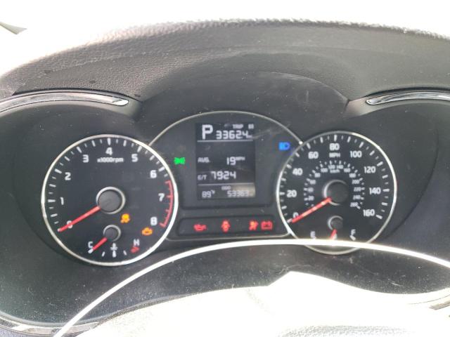 Photo 9 from auction – 2017 KIA FORTE LX with VIN 3KPFK4A78HE014741