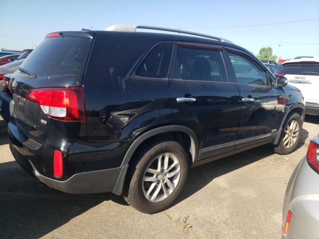 Photo 3 from auction – 2015 KIA SORENTO LX with VIN 5XYKTDA60FG557035