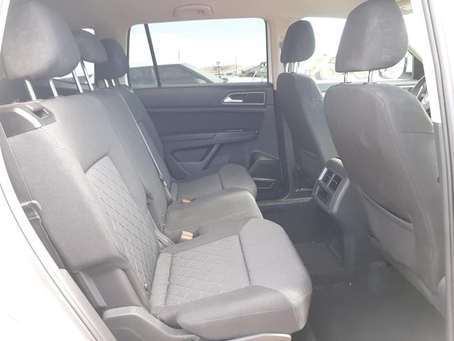 Photo 11 from auction – 2018 VOLKSWAGEN ATLAS S with VIN 1V2GR2CA5JC555657