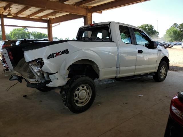 Photo 3 from auction – 2017 FORD F150 SUPER with VIN 1FTFX1EF2HFC38000